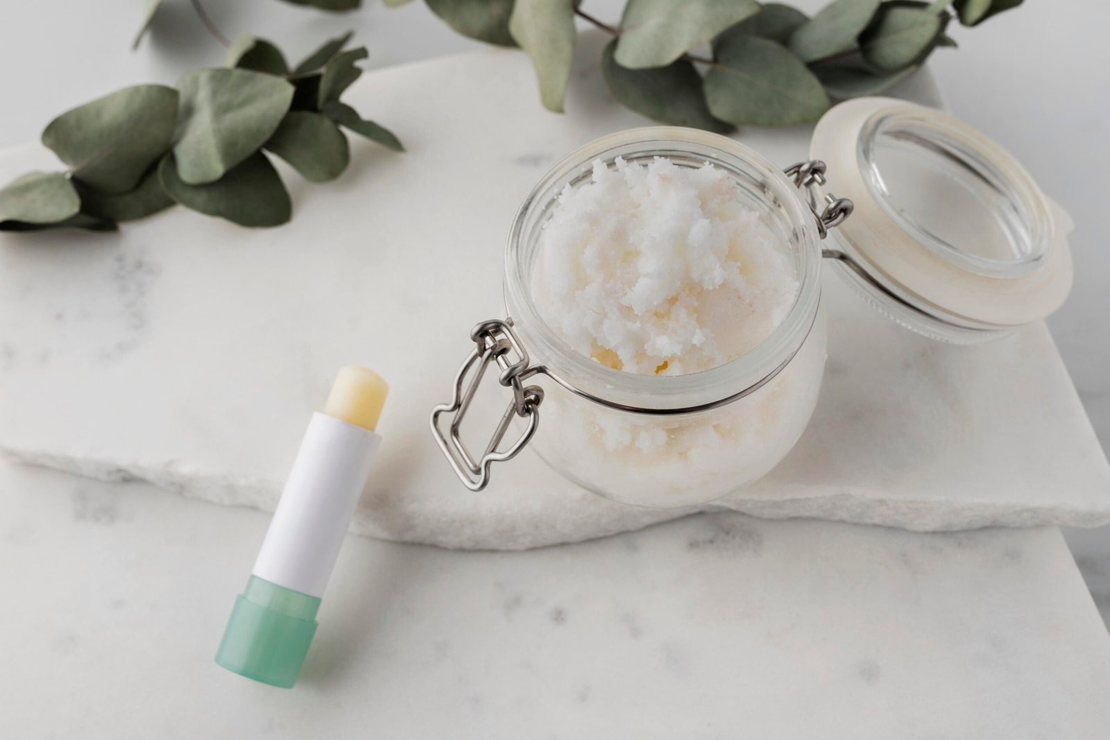 Home shea butter beauty treatment arrangement
